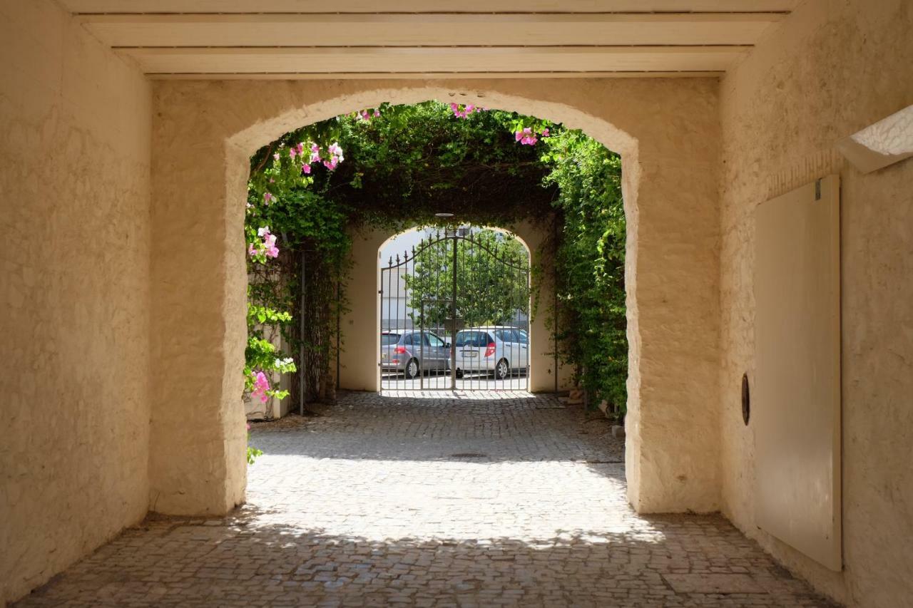 Flattered To Be In Algarve Apartment Tavira Exterior photo